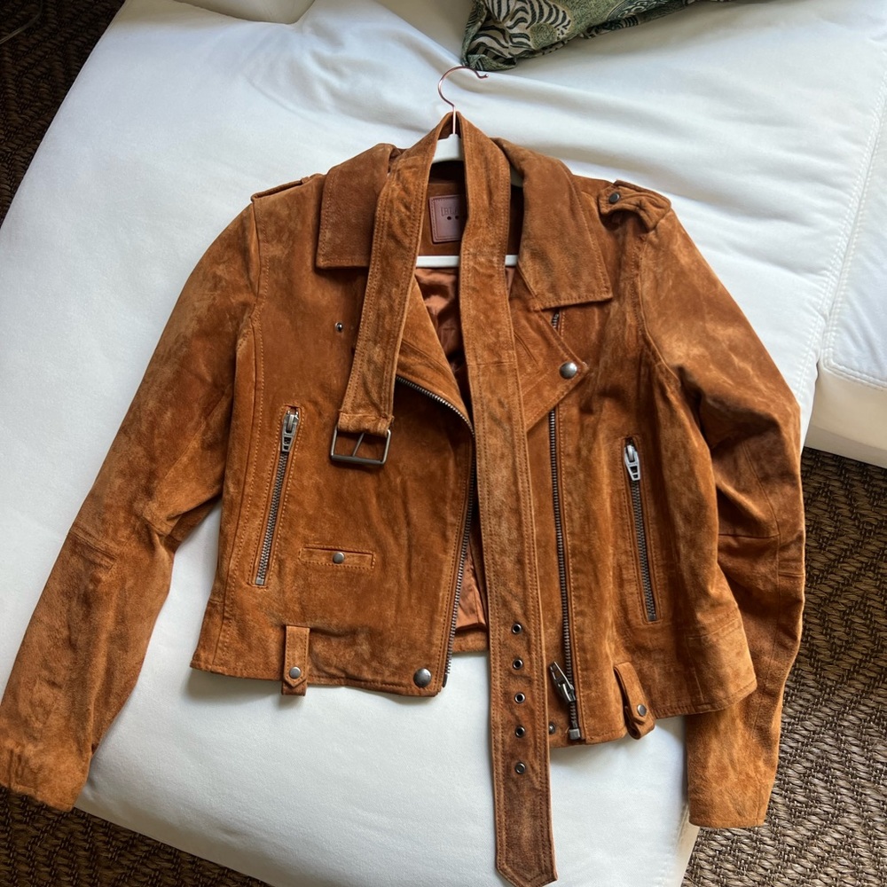 Blank NYC Brown Leather Jacket with Cropped Style and Pointed Collar